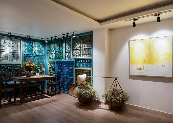 Asian Ruby Center Point Hotel & Spa